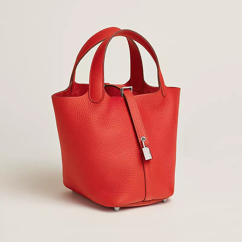 Raven Handbag in Pure Togo leather