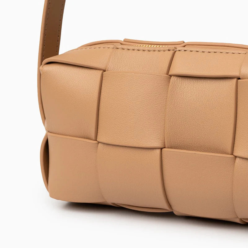 Helene Shoulder Bag in Pure Leather