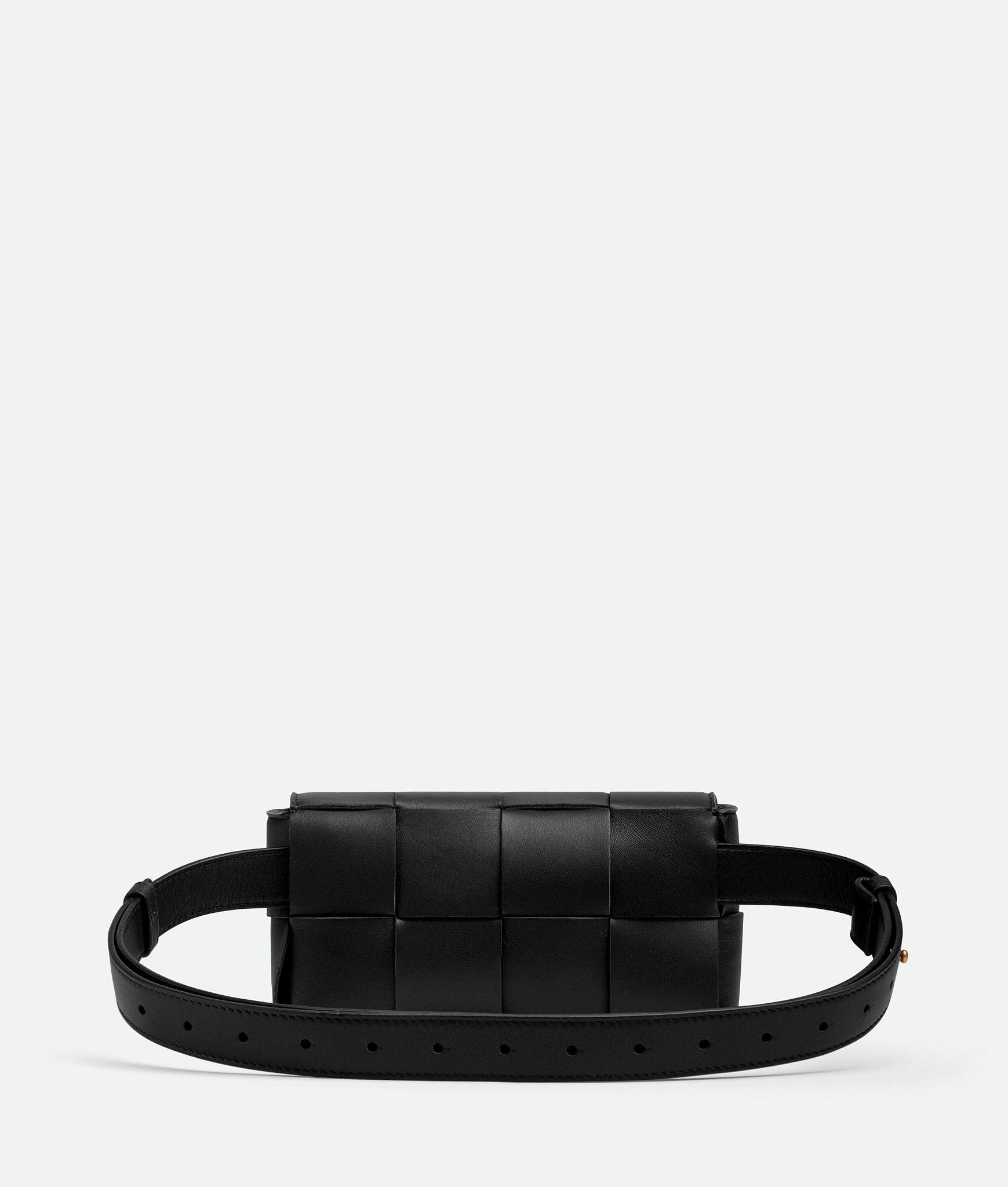 Viollleta Handbag in Pure Leather