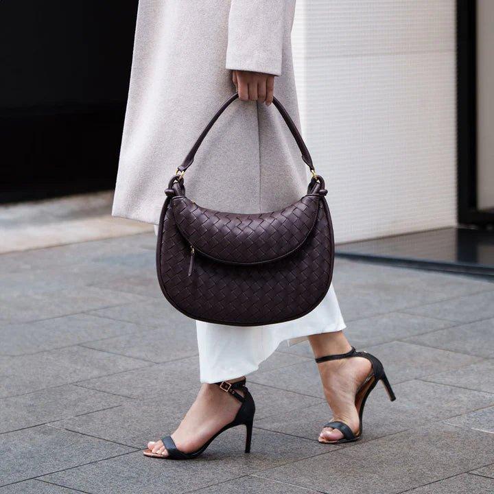 Emily Shoulder Bag in Pure Leather