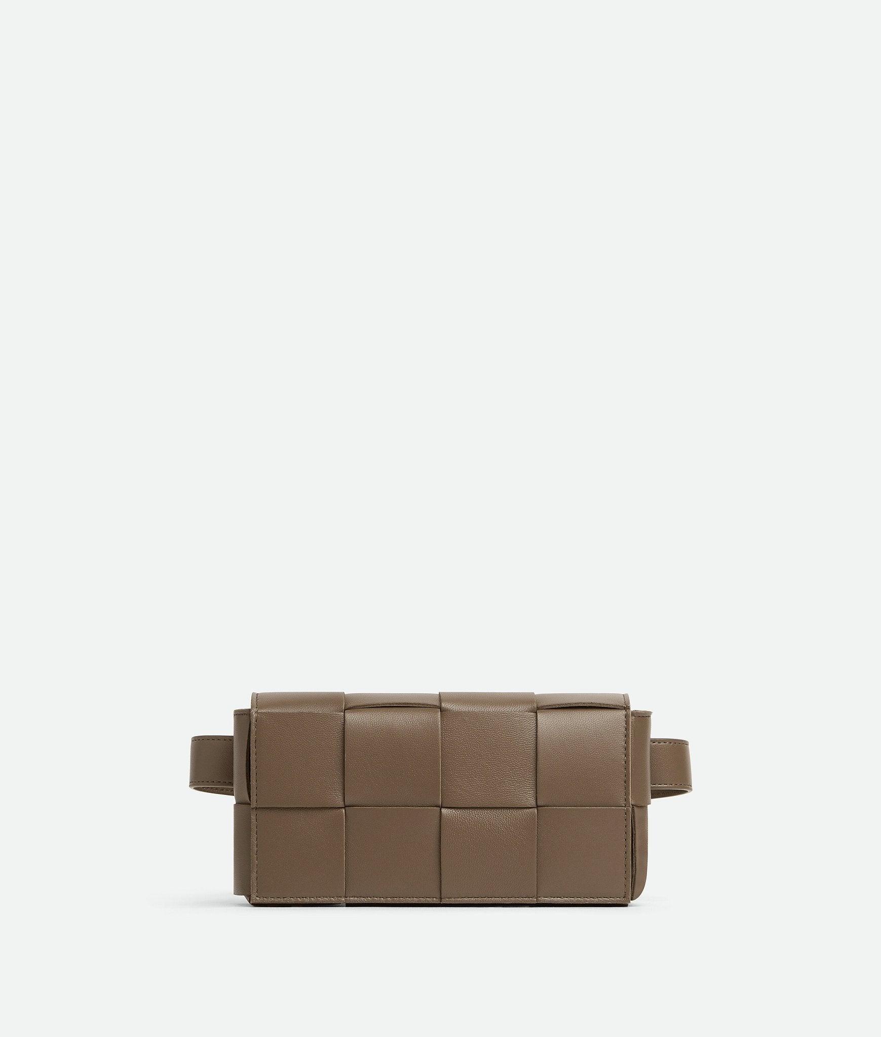 Viollleta Handbag in Pure Leather