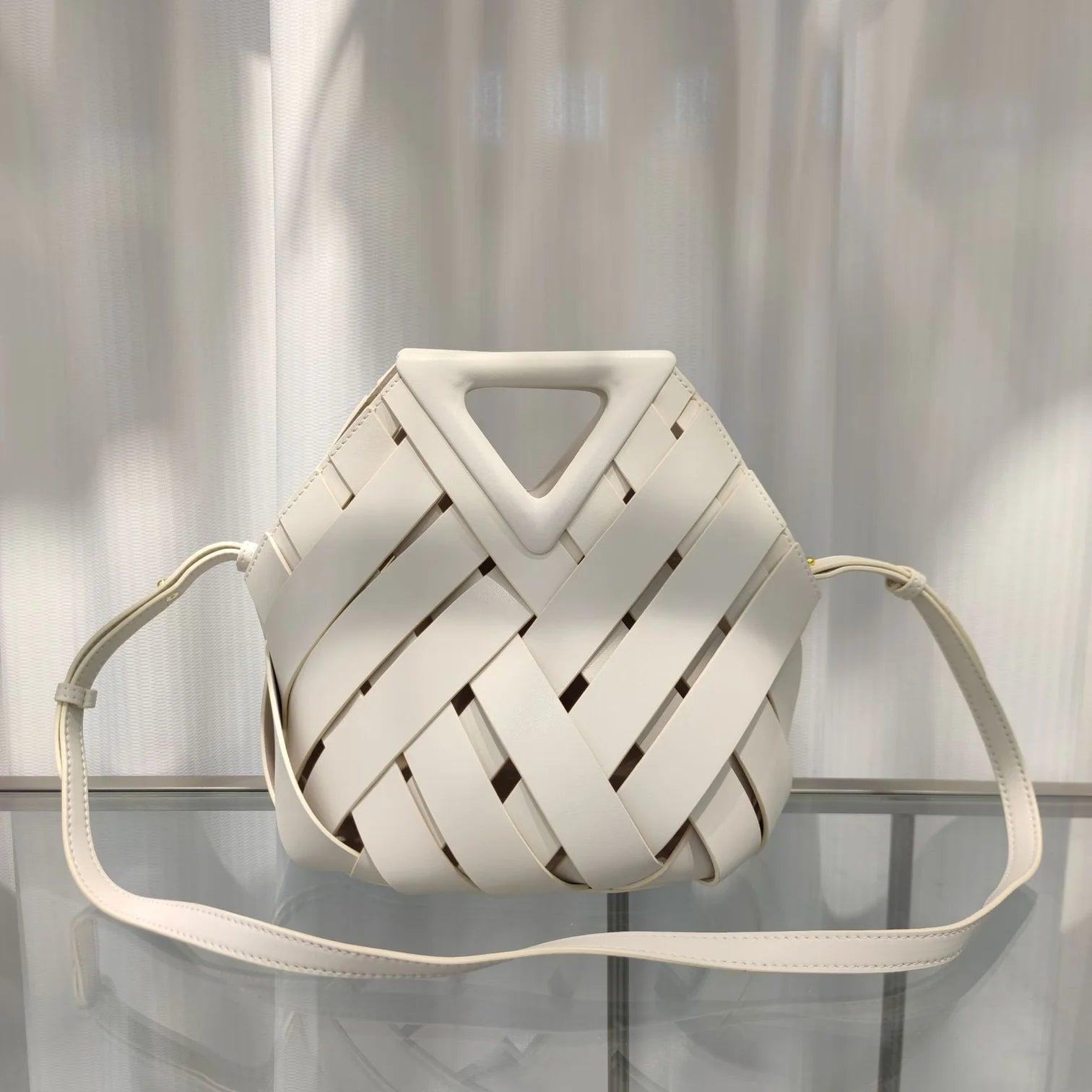 Kelly Handbag in Pure Leather