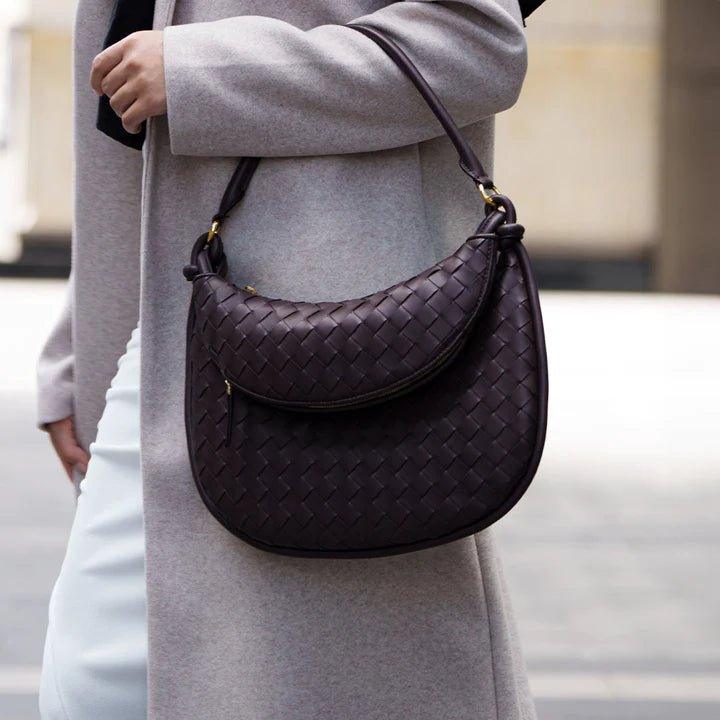 Emily Shoulder Bag in Pure Leather