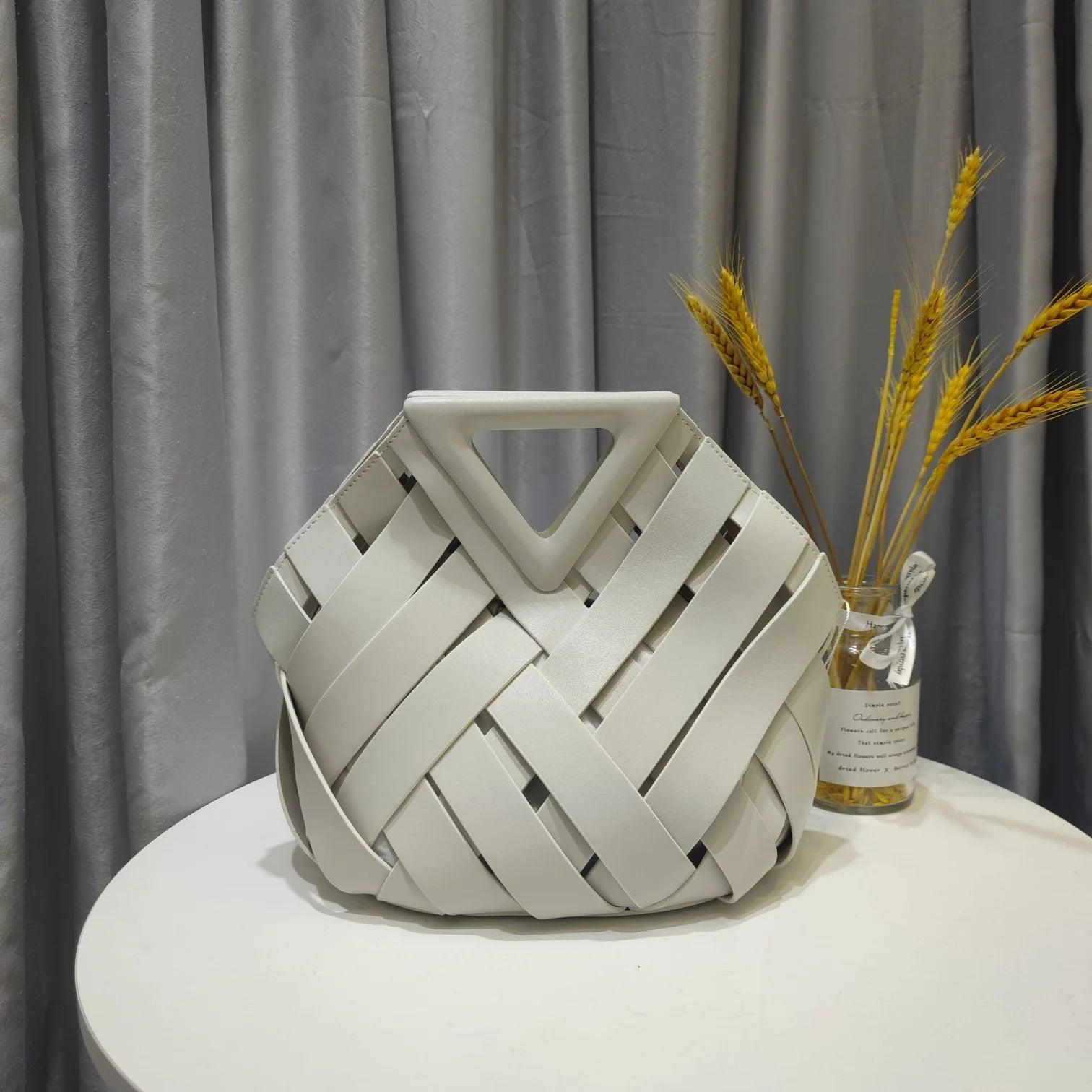 Kelly Handbag in Pure Leather