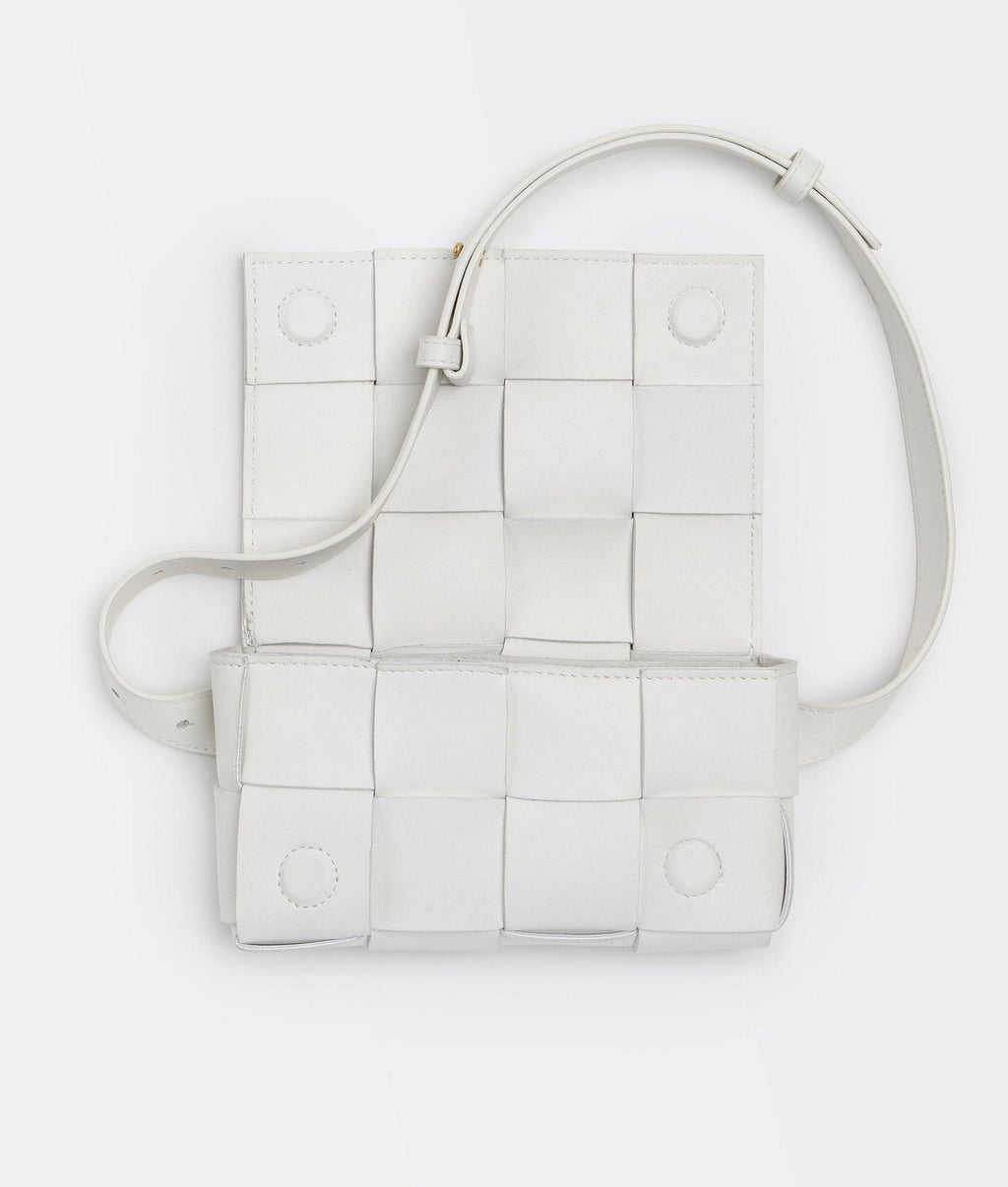 Viollleta Handbag in Pure Leather
